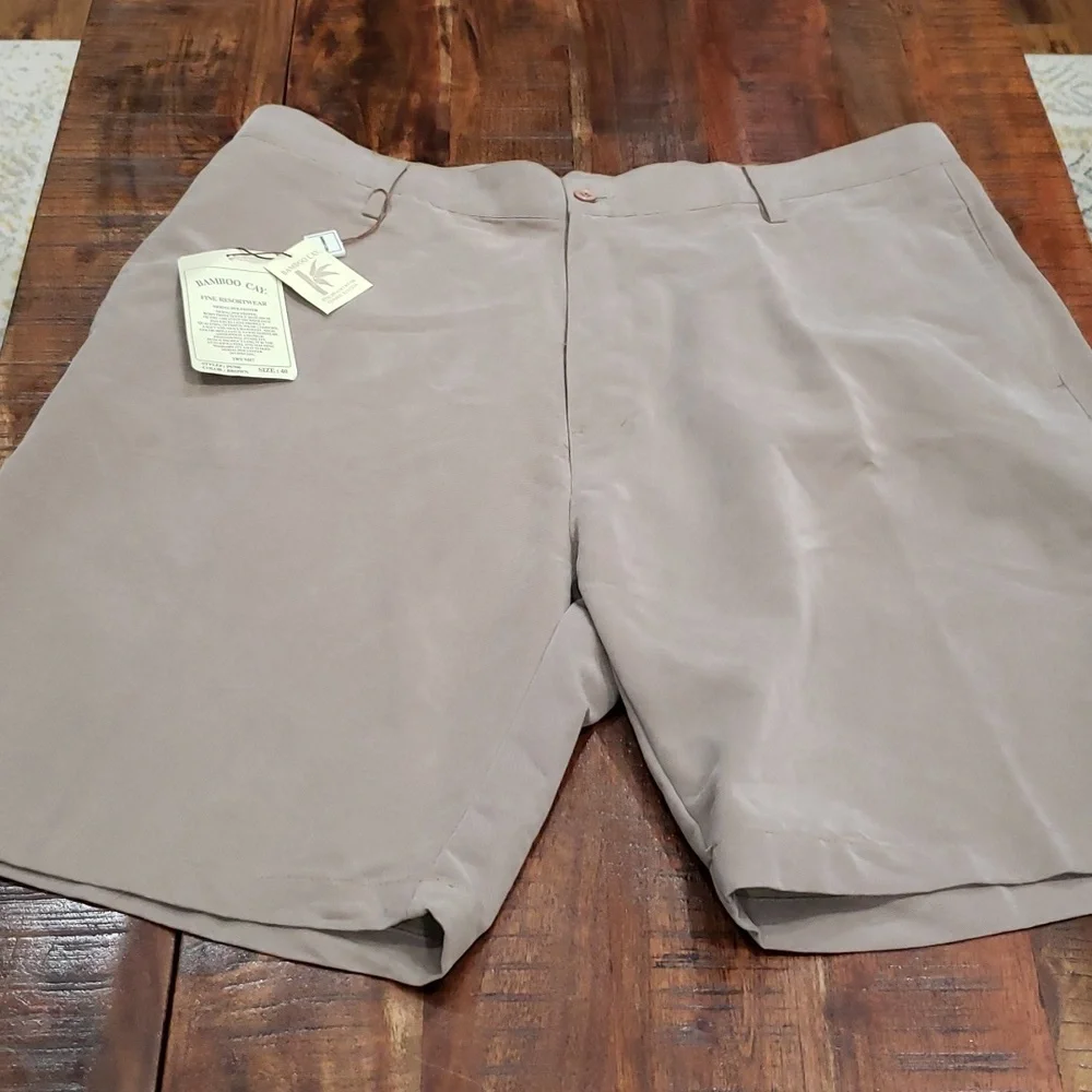 Bamboo Cay shorts NWT